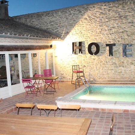 La Demeure Bed And Breakfast Aubais Εξωτερικό φωτογραφία