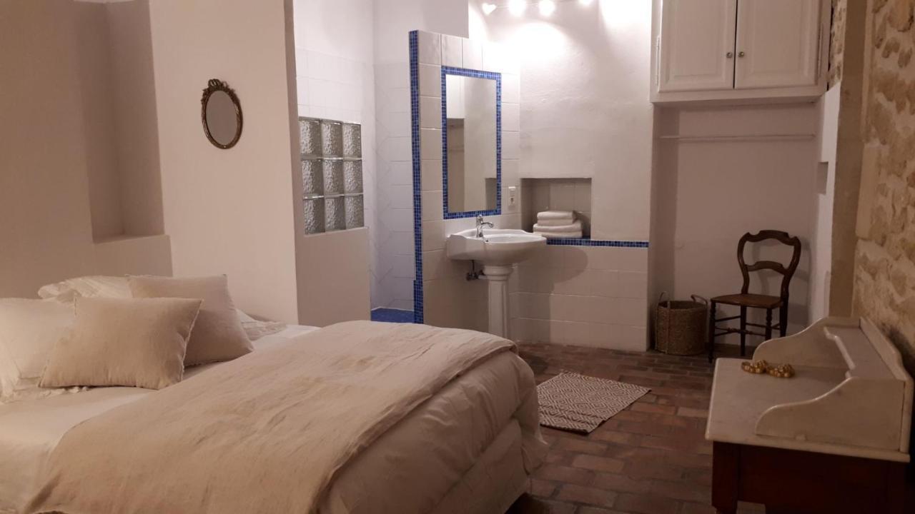La Demeure Bed And Breakfast Aubais Εξωτερικό φωτογραφία