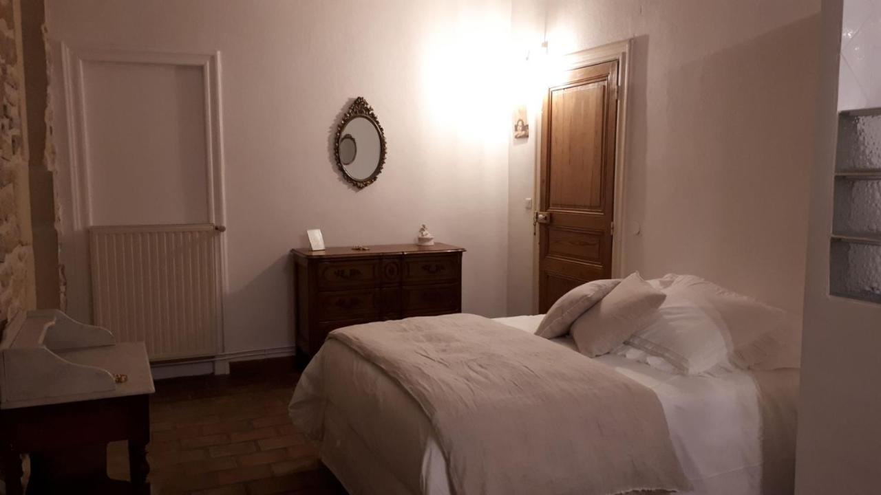 La Demeure Bed And Breakfast Aubais Εξωτερικό φωτογραφία