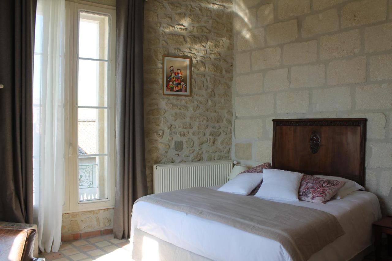 La Demeure Bed And Breakfast Aubais Εξωτερικό φωτογραφία