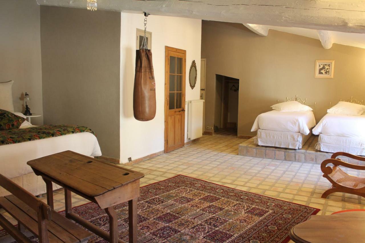 La Demeure Bed And Breakfast Aubais Εξωτερικό φωτογραφία